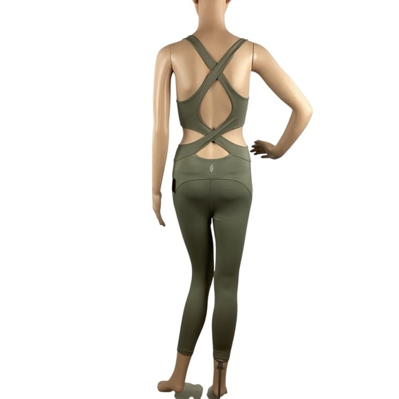 Free People FP Movement Back It Up Onesie Sage Beige Cutout Activewear Size XS - Picture 6 of 9